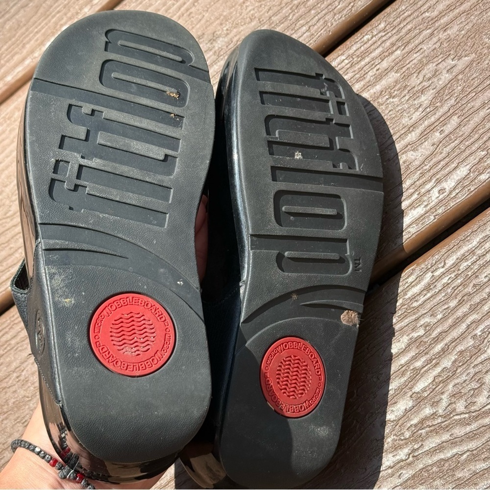 Fitflop Black Sandal with Cream Accents - Picture 7 of 8